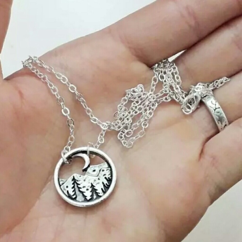 Rustic Moon Scene Necklace - Picture 4 of 6